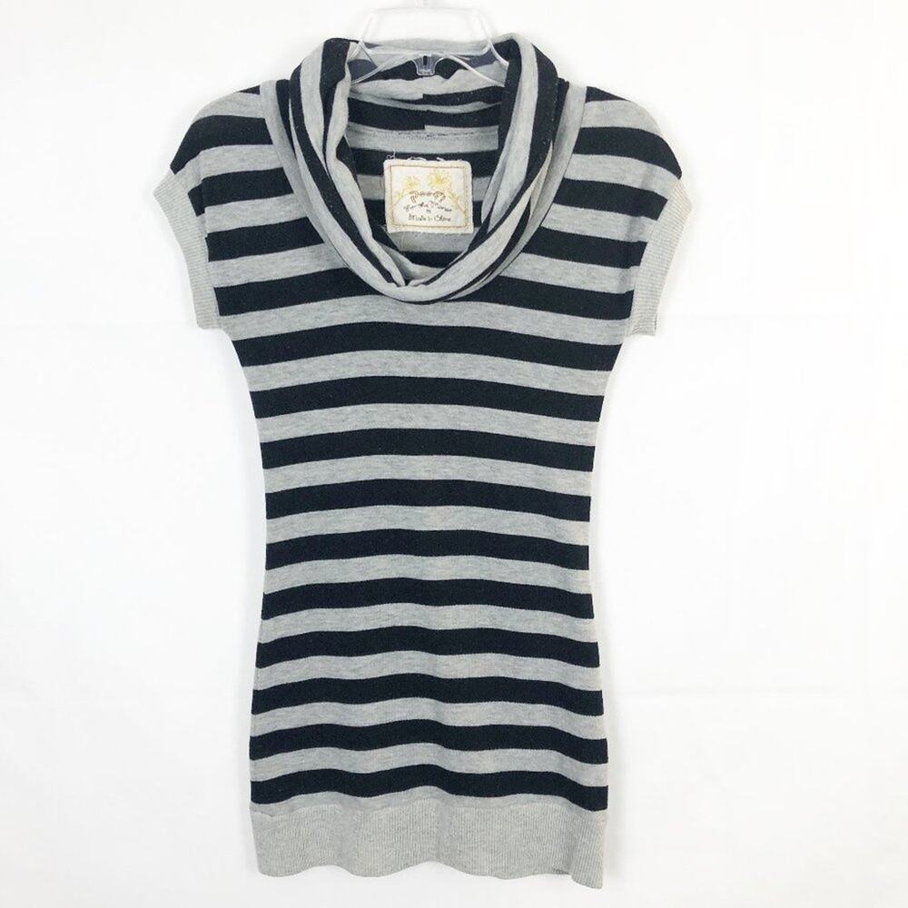 Poof! Cowl Neck Short Sleeve Tunic Sweater XS Stretch Y2K Grunge Preppy Retro